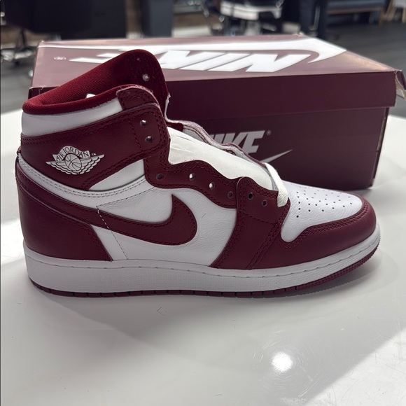 NEW Nike Air Jordan Retro High OG Sneakers in White/Team Red